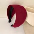 Dunkelroter breiter Samt Haarreif Detail, weiche Textur und Anti-Rutsch-Design für Damen. - Burgunderrot