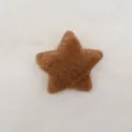 Λεπτομέλεια τσιμπιδάκι μαλλιών με καφέ βελούδινο αστέρι, γλυκό αξεσουάρ Y2K. - Σκούρο Καφέ