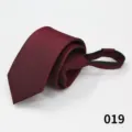 Dettaglio cravatta con zip da uomo d'affari, cravatta bordeaux da 6 cm pratica e veloce. - Colore 019