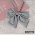 Nœud papillon d'uniforme JK gris, fleur de col pointue unie, accessoire élégant pour femmes. - Gris
