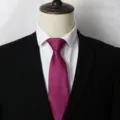 Classic red business tie detail, 8cm wide professional tie for men's formal suit wear. - B003