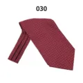 Detailansicht der burgunderroten gepunkteten Herren Krawatte, klassisches Tuch für Business Anzug. - 030 (Burgundrot Gepunktet)
