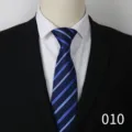 Cravatta classica a righe blu da uomo, elegante accessorio per abbigliamento formale. - Modello blu 010