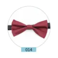 Clásica pajarita burdeos para hombre con correa negra ajustable para trajes formales. - Burdeos