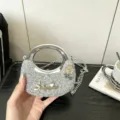 Schicke Strass Schultertasche für Damen, glitzernde Kristall Halbmond Handtasche mit Metallring. - Silber