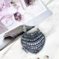 Herzförmige Strass-Mini-Tasche mit klarem Perlenhenkel, elegantes Abend-Modeaccessoire. - A023 Schwarz