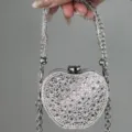 Mini Strass Umhängetasche, glänzende Kristall Abendtasche Handtasche mit Kette für Damen. - Apfelform (Großer Strass) / Silber