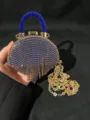 Blau Strass Abendtasche mit Gold Kette, elegante Luxus Kristall Handtasche fur Damen Party. - Langer Halbkreis-Stil (A079 Blau Stil Zwei)