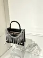 Schwarze Acryl Box Abendtasche mit funkelnden Strass Fransen, elegante Umhängetasche für Damen. - Quaste Box Tasche Stil (A134) / Schwarz