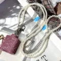 Strass Flasche Schlüsselanhänger Perlenkette Mini Tasche Anhänger stilvolle Damen Accessoires - Flachmann (Doppelte Perlenkette) / Rosa