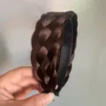 Diadema de pelo sintético trenzado ancho en marrón oscuro para mujer accesorio de detalle - Diadema de Trenza de Cinco Cabos [Marrón Oscuro]