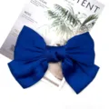 Molla per capelli con fiocco in satin blu da donna, elegante fermaglio retrò, accessorio capelli. - Mollette a molla / Blu Reale (D-024)