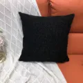 Vue détaillée de la texture de surface du coussin décoratif noir de style nordique. - 44x44cm Simple Face (Sans Noyau) / Noir