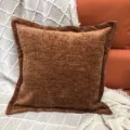 Housse de coussin en chenille marron, taie carrée unie avec bordure élégante pour canapé. - 44x44 cm bordure double face (sans rembourrage) / Couleur caramel
