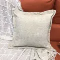 Einfarbiger Kissenbezug aus Chenille quadratisch fuer Wohnzimmer Sofa Dekoration - 44x44 cm Doppelseitig Paspeliert (Ohne Füllung) / Gebrochenes Weiß