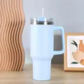 40oz edelstahl becher mit henkel und strohhalm doppelwandig vakuumisolieter kaffeebecher. - 1200ml (40oz) / Hellblau