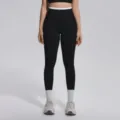 Leggings de yoga noirs taille haute avec ceinture blanche contrastée pour le sport et le fitness. - S / Bas / Noir Premium