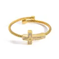 Goldfarbenes Edelstahl Draht Armband mit funkelndem Kreuz und achtzackigem Stern fuer Herren. - Kreuz Achtzackiger Stern / Gold