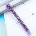 Paarse luipaardprint plastic intrekbare balpen voor studenten schrijven en kantoor - Kleine luipaardprint paars