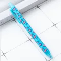Blauwe balpen met luipaardprint, intrekbaar, ideaal voor studenten en kantoorartikelen. - Grote luipaardprint lichtblauw