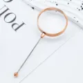 Handheld rose gold magnifying glass with long handle for reading and hobby crafts tool - Rose Gold