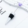 Tappo per vino in acciaio inossidabile con un grazioso cuore viola per bottiglia - Viola caramella (cinturino in pelle nera)
