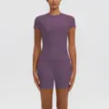 Top de yoga à manches courtes violet et short de course slim taille haute ensemble de sport. - S / Haut et Bas / Violet Chardon