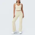 Ensemble de yoga évasé à passepoil contrasté pour femme, crop top et pantalon taille haute. - Abricot Avoine