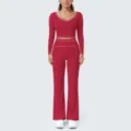 Damen rotes Kontrastpaspel Langarm Crop Top und weite Yoga Hosen Sportbekleidung Set. - Kirschrot