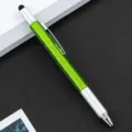 Groene multitool pen met liniaal, stylus en balpenpunt voor kantoor en buitengebruik. - Lichtgroen