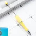 DIY stylos me hantres kitrinos me strass metaliko dimiourgiko variant prosarmogi - Απαλό κίτρινο μακαρόν (στυλ ζάχαρης)