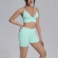 Conjunto de yoga sin costuras con sujetador deportivo espalda abierta y shorts para fitness. - S / Parte Superior Y Inferior / Verde menta