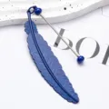 Marcapáginas de metal en forma de pluma con cuentas azules, accesorio de lectura elegante. - Azul marino
