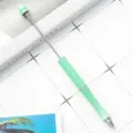 DIY μεταλλικός στυλό με χάντρες σε ανοιχτό πράσινο χρώμα με γκλίτερ και προσαρμοσμένο σχέδιο. - Λευκό-πράσινο ντεγκραντέ (ασημένια μέρη)