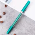 Groene kristallen gelpen met glinsterende vulling, stijlvolle kantoorwaren variant. - Pauwblauw