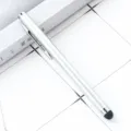 Penna stilo capacitiva in metallo argentato con punta in gomma nera per smartphone e tablet - Vestibilità regolare / Argento
