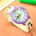 Simpatico orologio al quarzo per bambini con pinguino, ghiera viola e cinturino bianco. - Bianco