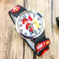 Montre à quartz de dessin animé pompier pour enfants avec bracelet noir et aiguilles lumineuses. - Style borne d'incendie - Noir