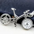 Creative silver bicycle quartz pocket watch keychain pendant charming kids gift accessories. - Keychain Style / Silver