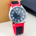 Ανδρικό ρολόι quartz με μαύρο καντράν, μεγάλους αραβικούς αριθμούς και λουράκι σιλικόνης. - Κόκκινο και μαύρο λουράκι με μαύρο καντράν
