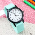 Kinderen quartz horloge met mintgroene siliconen band en duidelijke wijzerplaat voor school. - Muntgroen en Wit