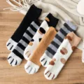 Cute cat paw fuzzy plush socks for women, thick warm winter thermal floor socks. - One Size / Mixed Colors