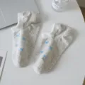 Grey short socks for women with cute blue bow print, lightweight summer breathable ankle socks. - One Size / Gray