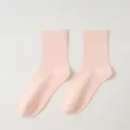 Bequeme Baumwoll-Socken für Damen in sanftem Rosa, weich und ideal für den Alltag. - Einheitsgröße / Hellrosa