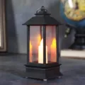 Schwarze LED-Windlaterne im Vintage-Stil mit warmem, flackerndem Kerzenlicht-Effekt - Schwarz