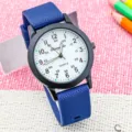 Orologio al quarzo per bambini con cinturino in silicone blu e quadrante bianco. - bianco-blu