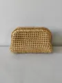 Borsa clutch intrecciata metallica fatta a mano con trama all'uncinetto dettagliata ed elegante. - 20*9*11cm / Oro