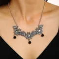Gothische vintage zilveren vleermuisketting met zwarte kralen voor Halloween cadeau - 11 Antiek Wit K WG-0897 (Ketting)