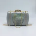 Sac de soirée pochette pailleté argenté avec résine strass et chaîne dorée - Argent