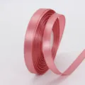 1cm rosa Polyester Satinband Rolle für Geschenkverpackung Blumenverpackung und Basteln. - 1cm x 25 Yard / Roségold